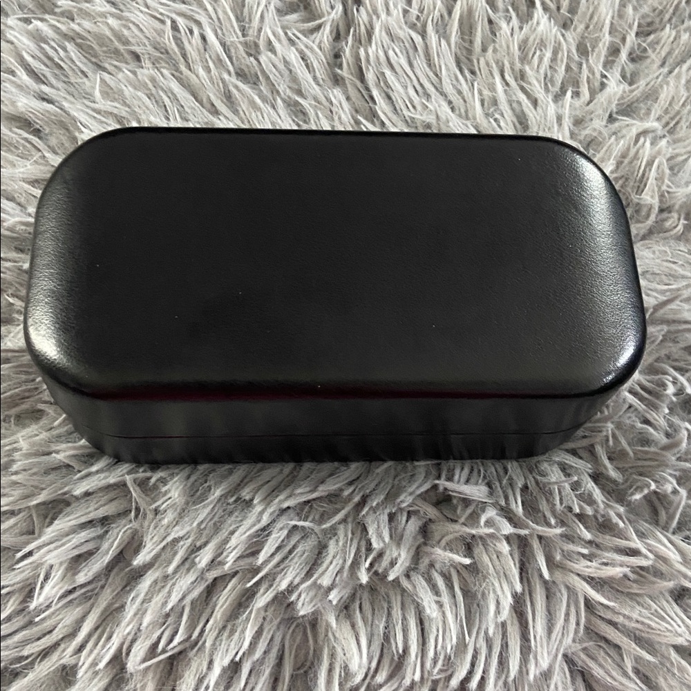 Marc Jacobs Black Eyeglasses Case - Picture 4 of 7